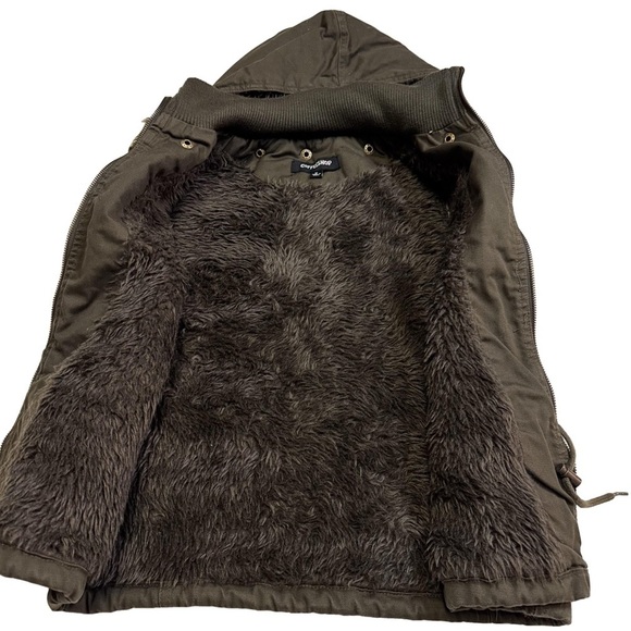 Coffee Shop Vest Size Medium
Olive Green Fleece Lined Snap Button Utility NWT - Picture 7 of 17